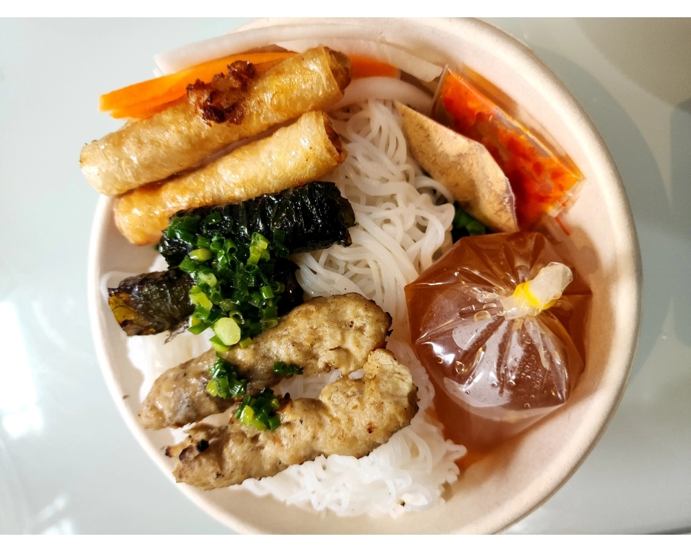 Bún Thập Cẩm - Ông Ù